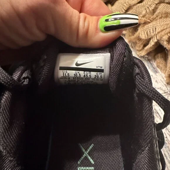 Mens Nike Air Max Sneakers Green Black - Picture 6 of 6